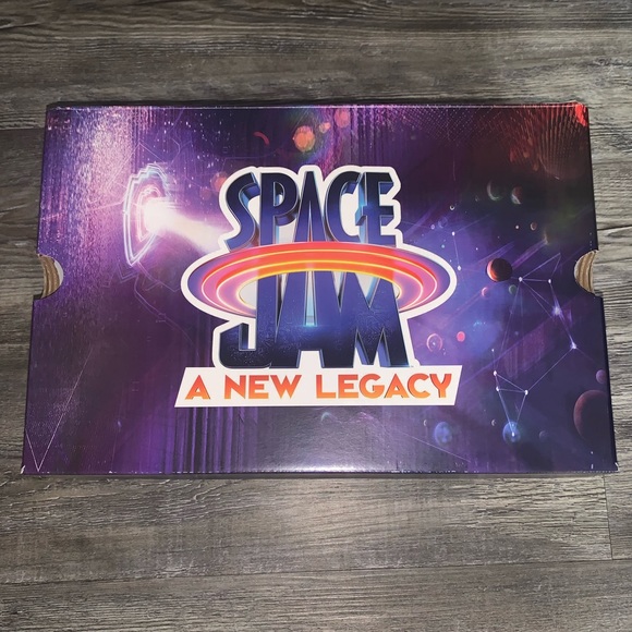 Converse x Space Jam - Picture 3 of 4